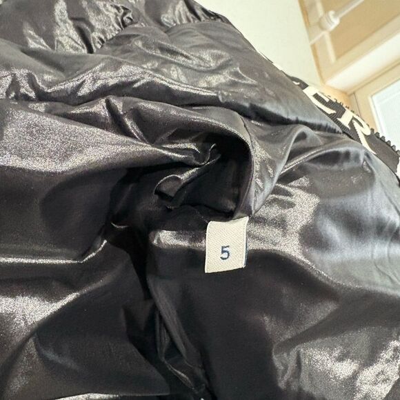 MONTCLA SHORT DOWN JACKET - Picture 5 of 11